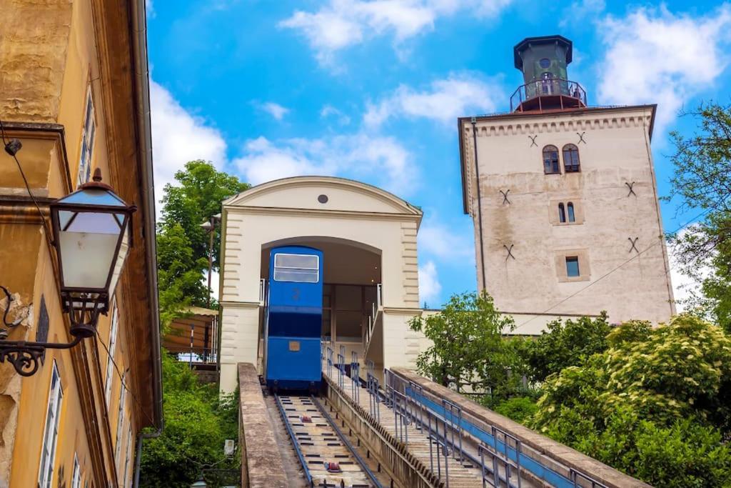 True Zagreb Centrally Located & Spacious Apartment Екстер'єр фото