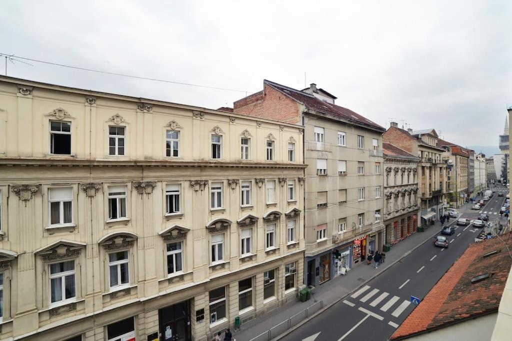 True Zagreb Centrally Located & Spacious Apartment Екстер'єр фото